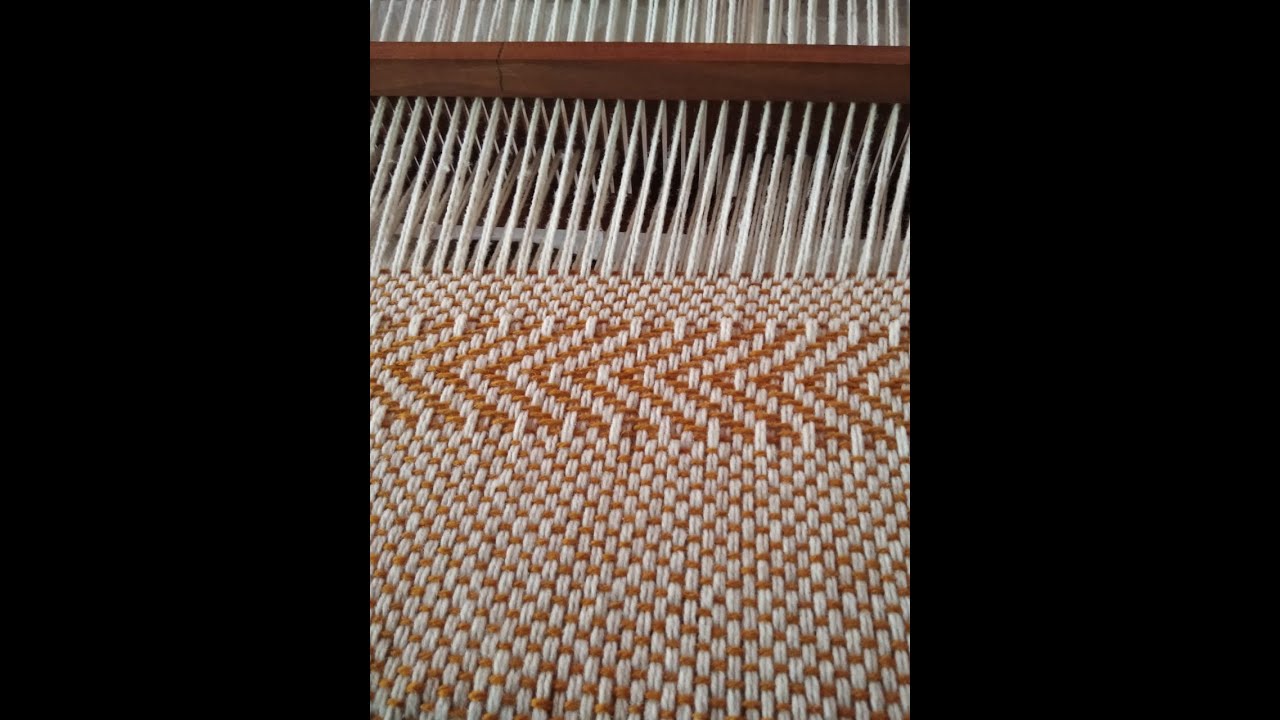 Nela Creaciones - Guardas Decorativas en Telar María - NelaCreaciones