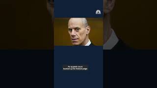 Kristi Noem visits El Salvador prison where deported Venezuelans are being held