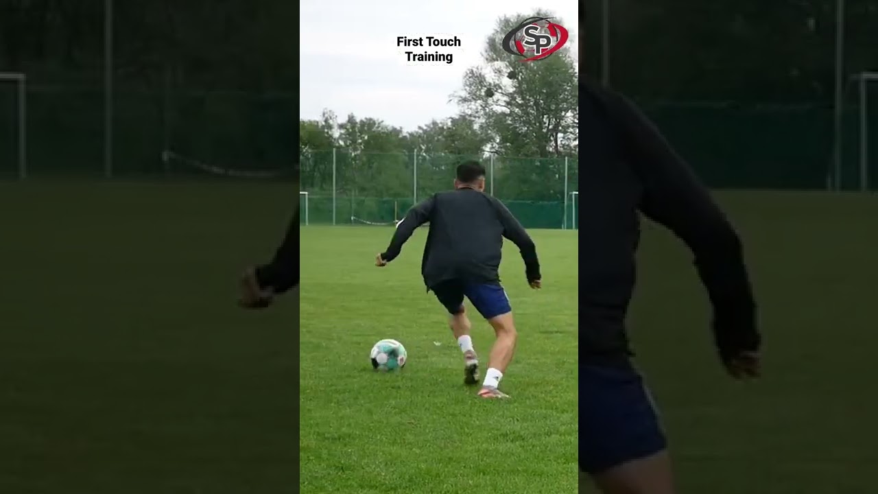 First Touch⚽️ #firsttouch #firsttouchsoccer #fussball  #soccerdrills #soccerskills #techniktraining