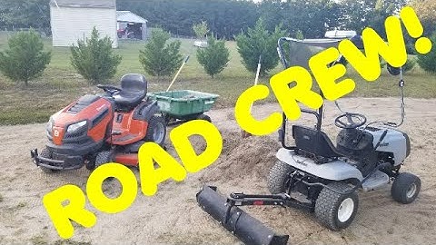 Poulan 14.5HP with 38" Brinly Box Scraper Blade and Husqvarna LGT2654 help me fix my driveway 😎👍