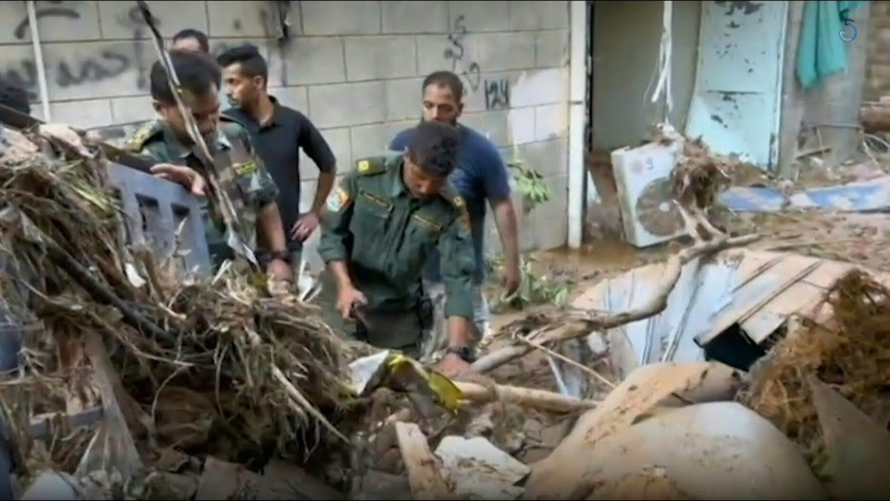Libyan rescue teams search for victims of Derna flood | AFP