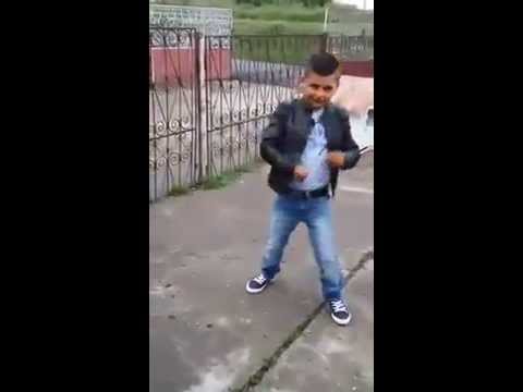 TICY Sik Saka Laka - Si baietii danseaza ( Partea 2 )
