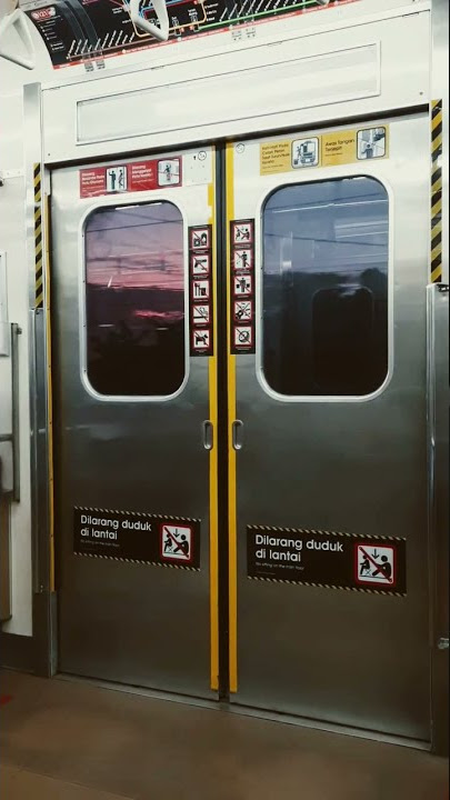sunset #shorts #short #story #storywa #travel #train #sunset #fyp #fypシ #runaway runaway aurora