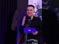 Top přirovnání!👌 Celý díl podcastu najdeš na tlačítku níže!