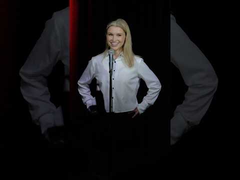 Афиша концертов и билеты на сайте alisadudareva.ru #standup #юмор #comedy #смех #shorts
