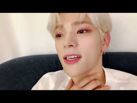 Woojin Singing "Purple Sky" Live
