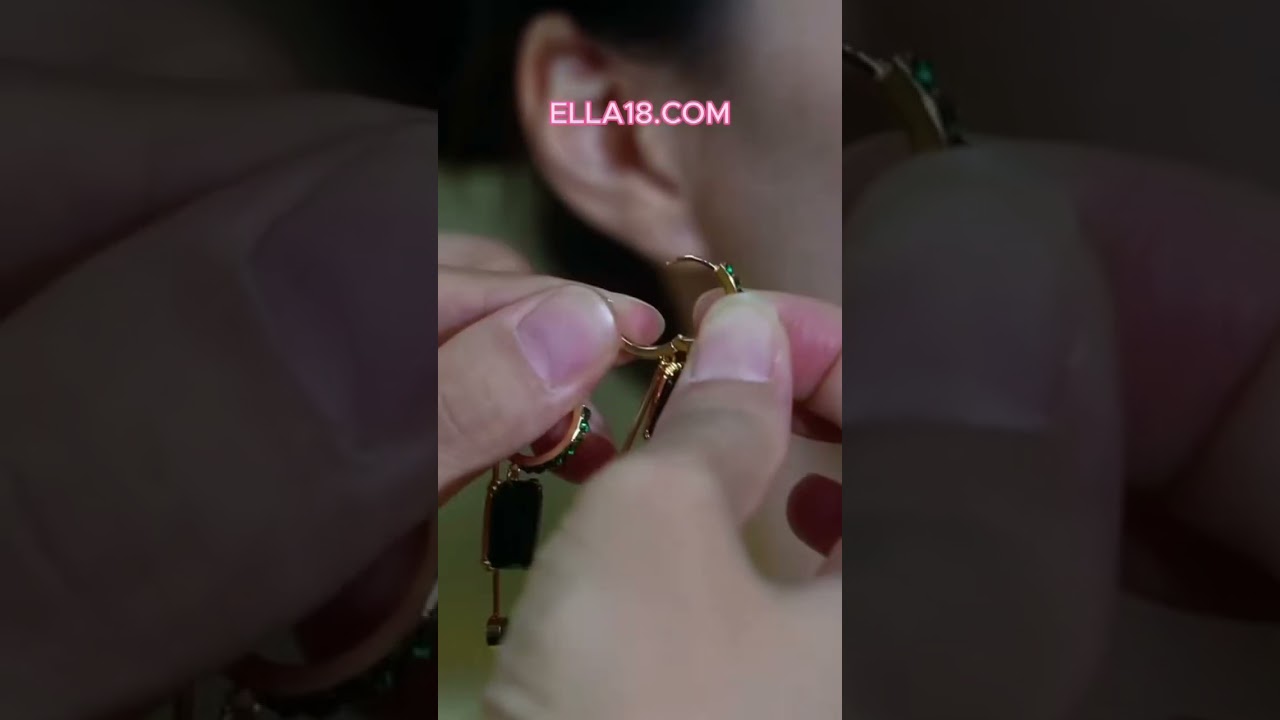 Beautiful Stunning😍 Elegant Earrings❤ | Share and like them |