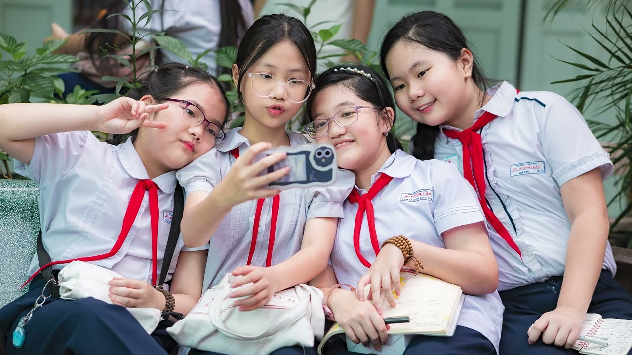 Kỷ niệm dưới mái trường TH Âu Dương Lân.( Niên khóa 2018 -2023)