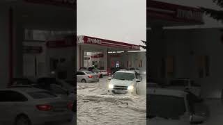 Гроза с градом затопила Нальчик: дороги ушли под воду