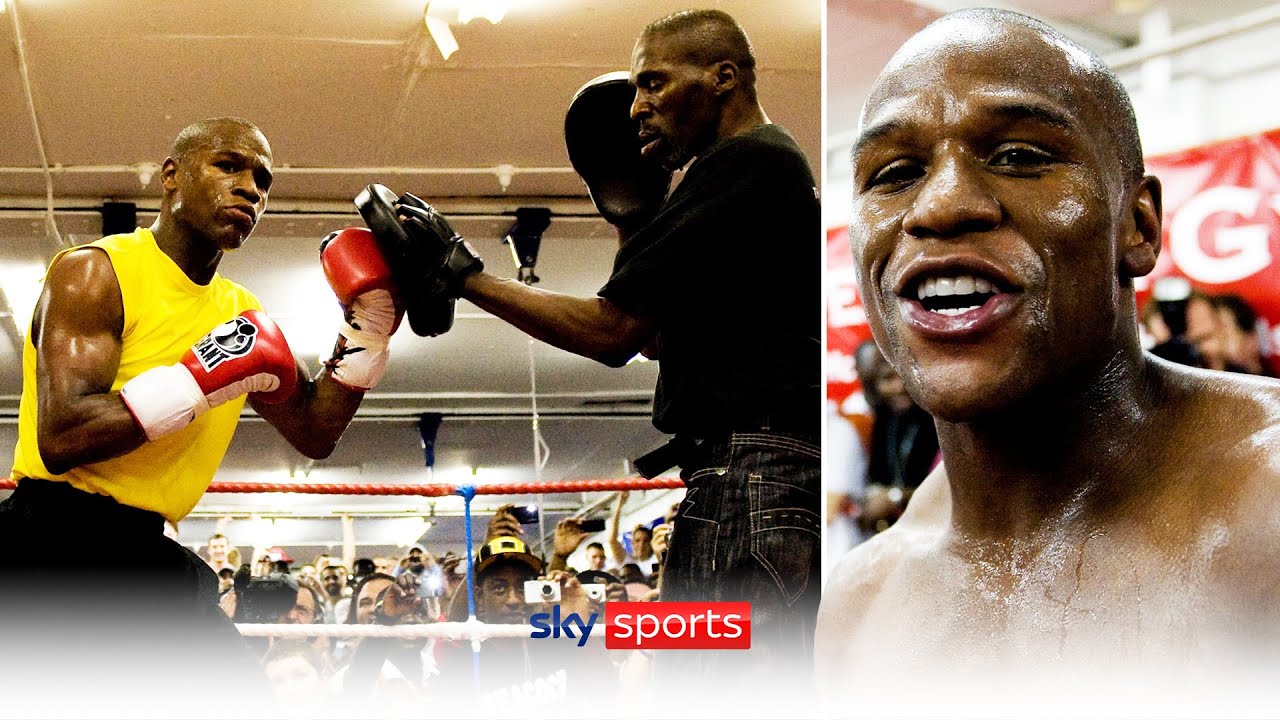 THROWBACK! 👊💥 | When Floyd Mayweather was mobbed during his pad workout in London in 2009