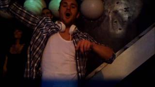 Ilario Estevez Family Presentent Ibiza Party La Cour Des Grands Teaser