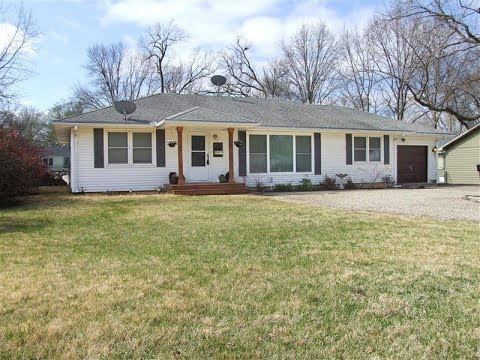 4305 SW 17th St, Topeka, KS home video tour