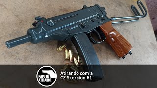 Atirando com a CZ Skorpion 61 - calibre 7,65 Browning (.32 ACP)