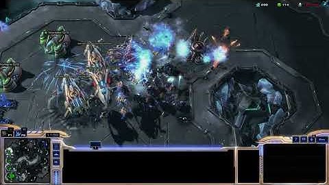 StarCraft 2 | 2025 11 25 | 1v1 Protoss (Python-Controlled) vs Terran Cheater 3 Insane(AIBuild.Rush)