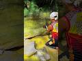 The process of finding gold | finding gold in bedrock fragments | finding gold nuggets worth $2500