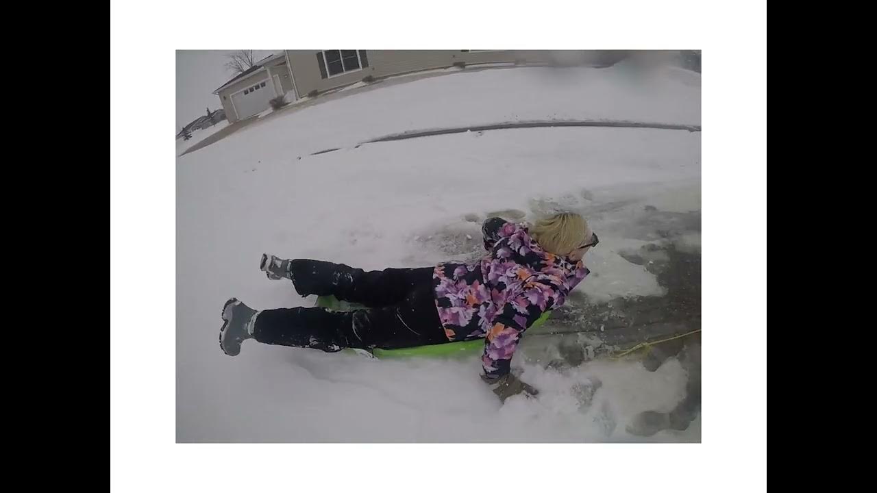 Minot Blizzard 2022 33+ inches of snow in April YouTube