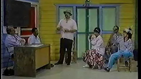 ESCUELOTA CLASE DE HISTORIA COLON COMEDIAFreddy,Bo...