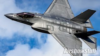 US Navy F-35C Aggressive Flybys! - EAA AirVenture Oshkosh 2023