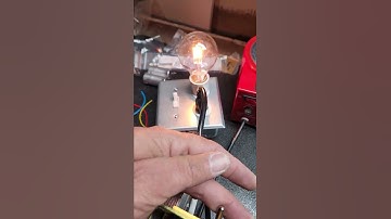 Amp startup with light bulb current limiter