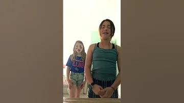 She Was Screaming It In My Ear I Don T Think She Has Any Friends 