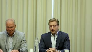 Transforming Healthcare Podcast - Panel Discussion at Becker's Spine Review