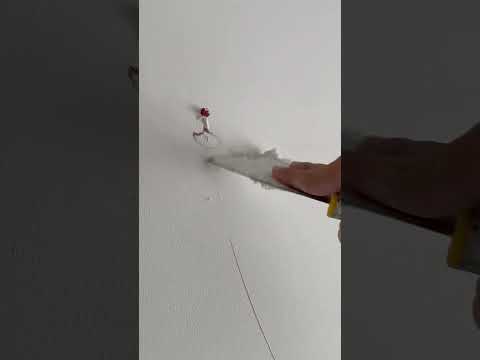 Repairing Cracks Has Never Been So Easy With The Latest Wall Fillers! Watch Us Test This Filler!