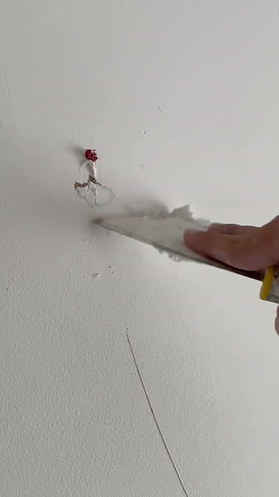 Repairing Cracks Has Never Been So Easy With The Latest Wall Fillers! Watch Us Test This Filler!