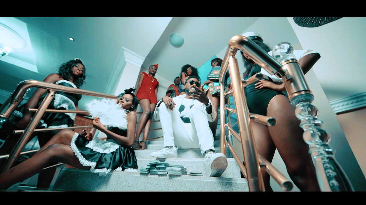 Watch Wizboyy Ofuasia - Salambala (feat. Phyno) [Clip Officiel HD] on YouTube