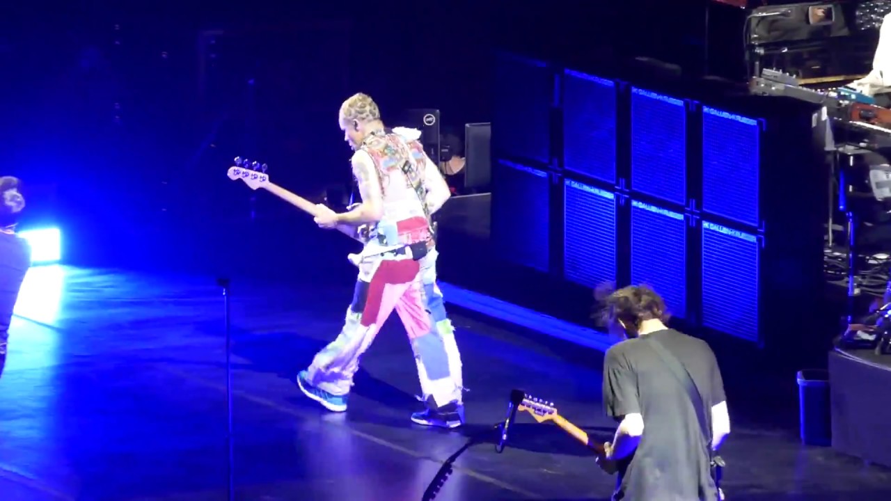 Red Hot Chili Peppers - Calgary May 29, 2017