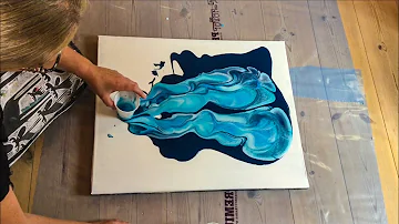 (88) Fluid Art - Acrylic pouring - 2 x open cups in metallic blues