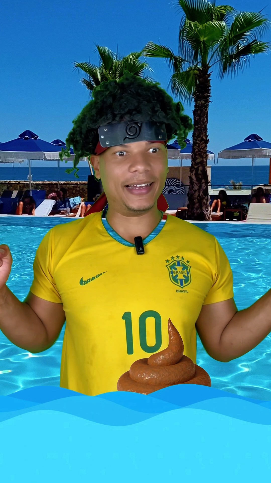 FAZENDO COCÔ NA PISCINA ? #shorts