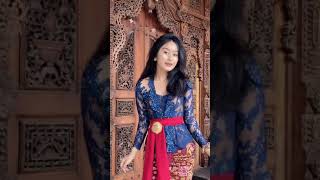 Kecantikan Gadis Bali