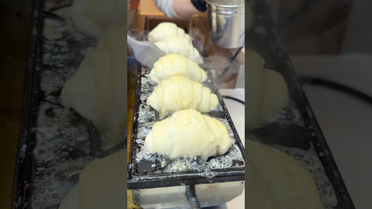 バターをたっぷり使った塩パンたい焼き🥐【新大久保:SOBOONG】
