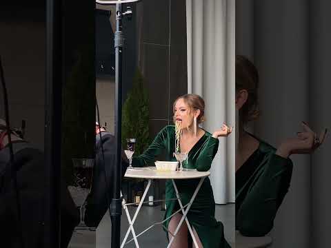how she eat😏 #фотосессия #модель #идеи #съемка #model #photoshoot #shooting #photoshootideas