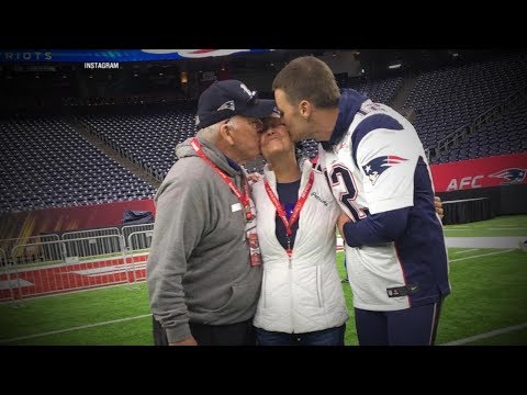 Video: Tom Bradys Mamma Deltog I SuperBowl Medan Hon Kämpade Mot Cancer