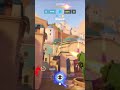 You Can Still See Sombra After She Turns Invisible 😳 #Overwatch #GamingTips