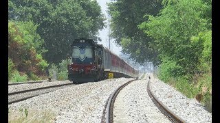 Download lagu Beautiful Indian Railways Amazing SWR Suvidha Express with Classic Alco Beautiful Indian Railways Amazing SWR Suvidha Express with Classic Alco