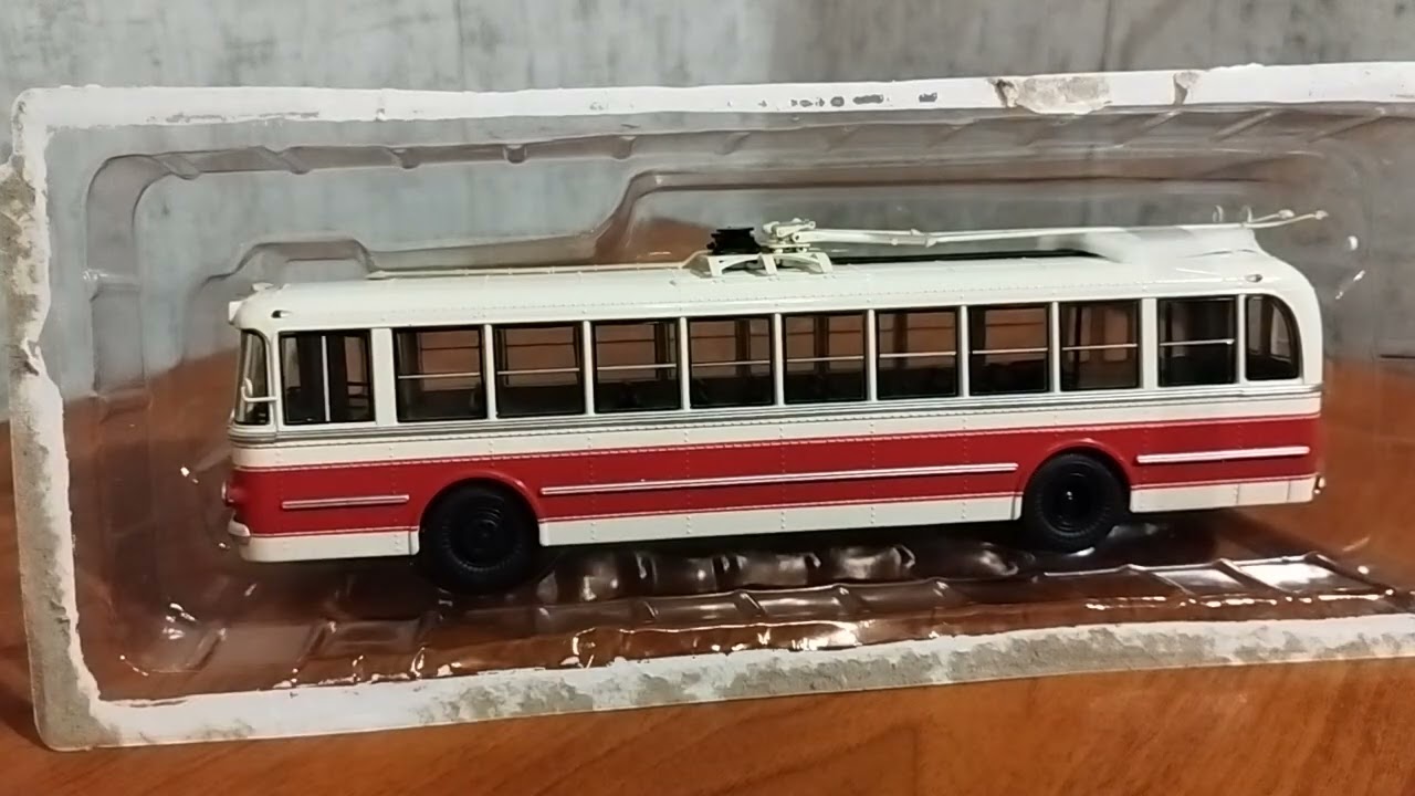 Троллейбус ТБУ 1 в 1/43 масштабе от Модимио.