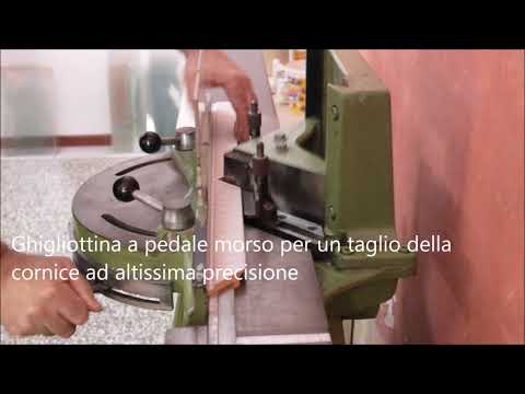 Video: Cornice Della Serra (57 Foto): Cornice Di Strutture Metalliche, Una Cornice Larga 2 M Per Un Film Con Le Tue Mani, Come Scegliere Un Materiale