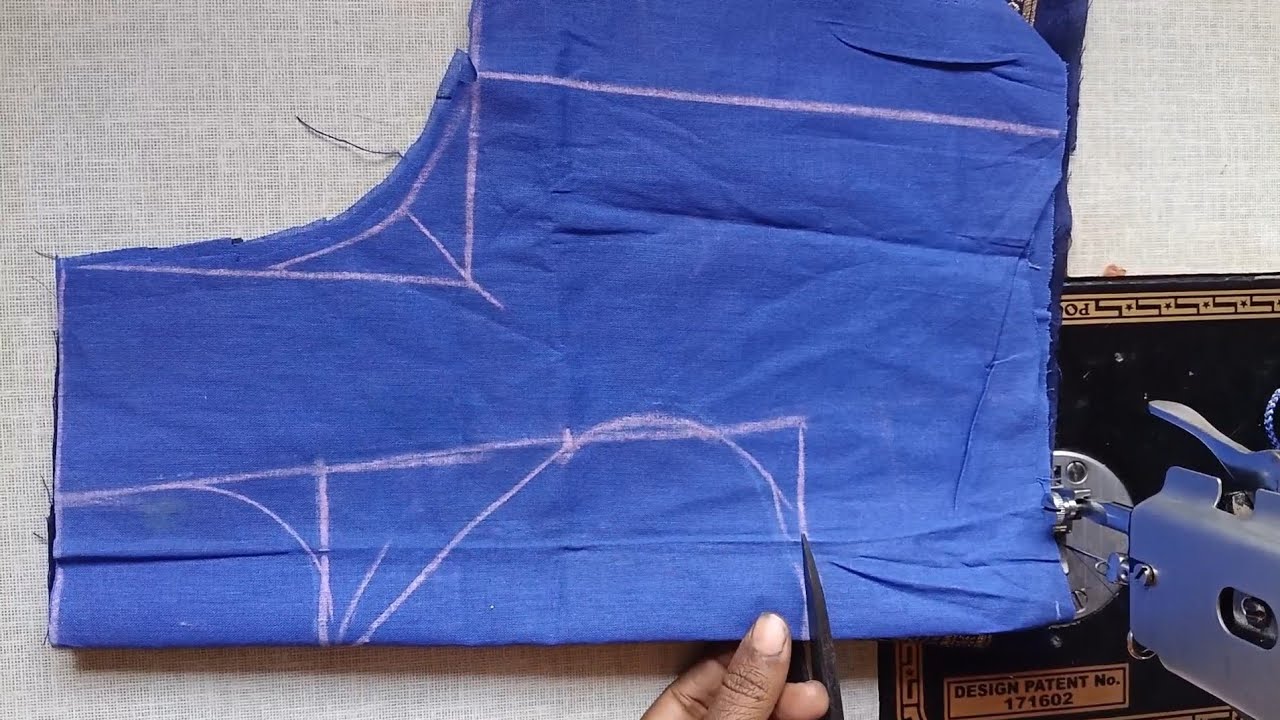 Viral Saree Blouse Designs/Blouse Neck Designs/Cutting & Stitching Back Neck Blouse Design/ब्लाउज की