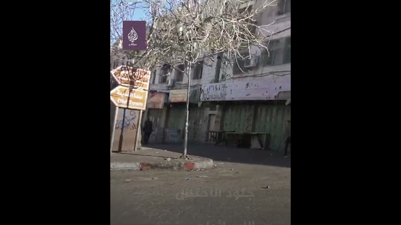 " طخني".. فلسطيني يتحدى جنود الاحتلال بشجاعة خلال مواجهات بالخليل