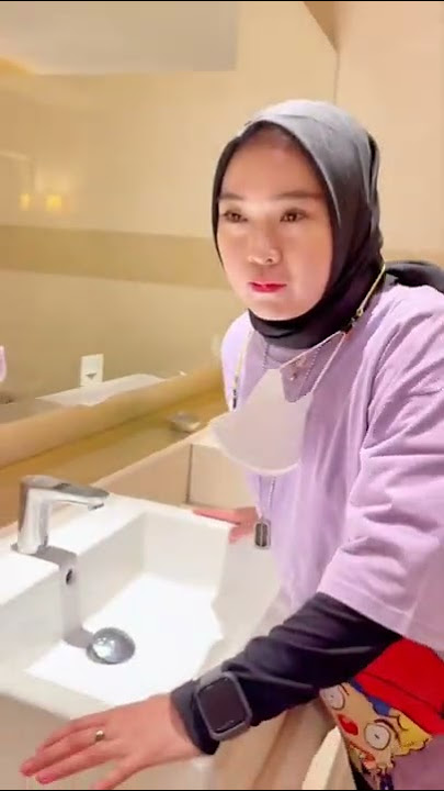 Virall cewek ini minum air klosed WC ‼️😱