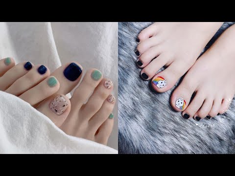 40+ Stunning Summer Toenail Designs to Show Off on the Beach - Bellatory