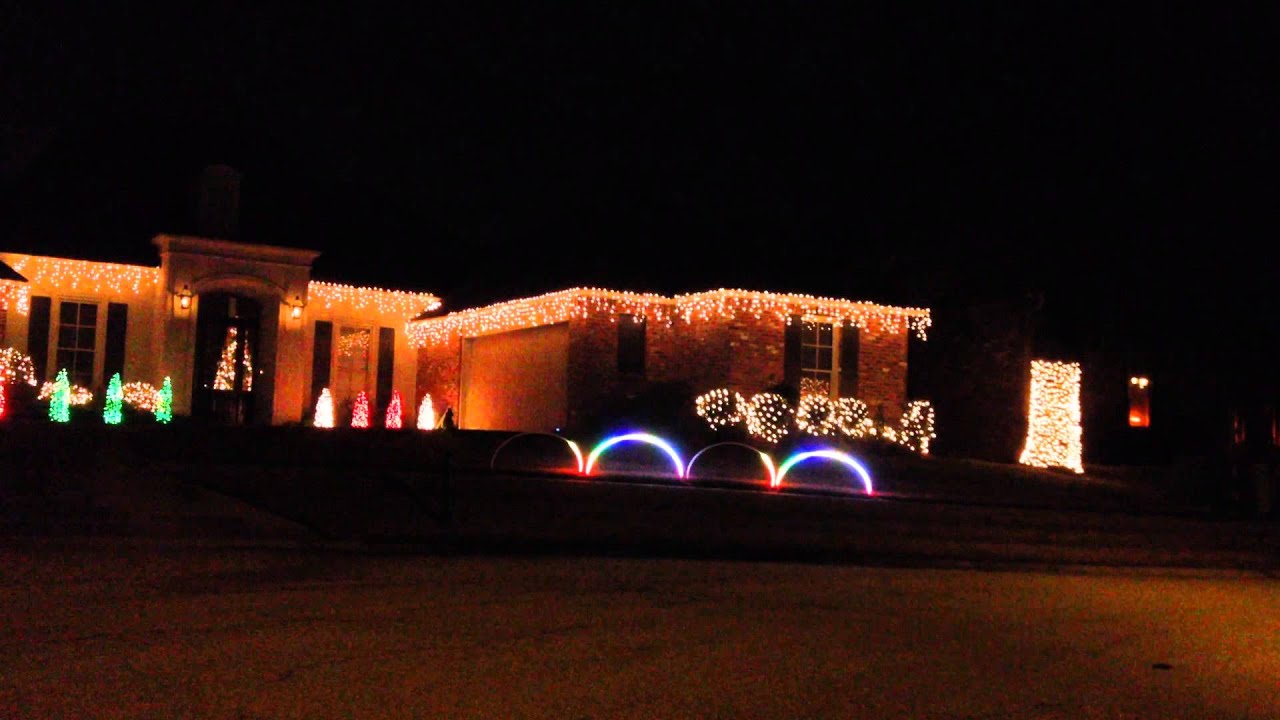 2013 Synchronized Christmas LightsBarking Dogs Jingle Bells YouTube
