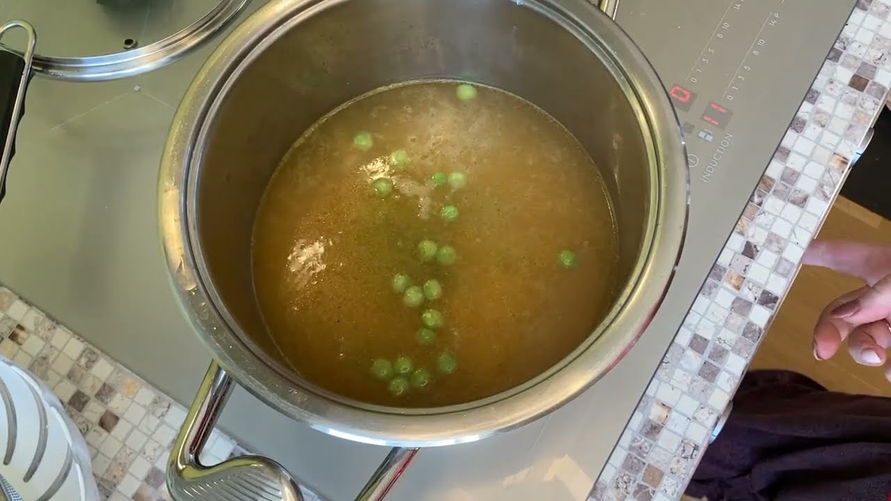 Šķelto zirnīšu zupa