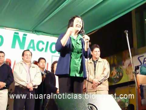 ANA KOBAYASHI INAUGURA LOCAL POLITICO EN HUARAL.mp4