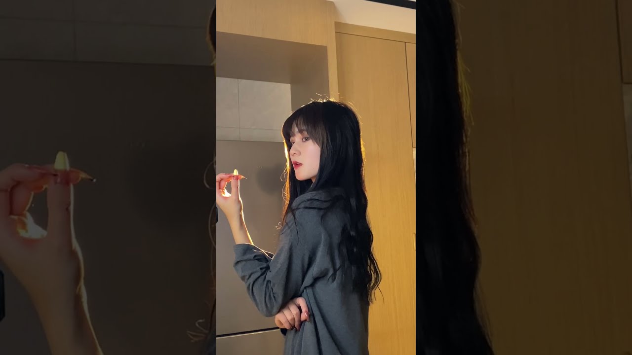 296 希望他前程似锦太假了,我要他穷困潦倒,爱而不得,夜夜想起我的好 #苹果原相机 #侧颜 #变装