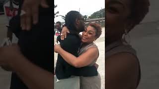 Moments Burna Boy hugs his Mum ❤ 🔥 #burnaboy