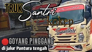 Santri kokep goyang pingang di jalur Pantura tengah