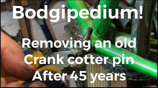 Removing old bicycle crank cotter pin after 45 years! Cheap tool & easy method, works every time!